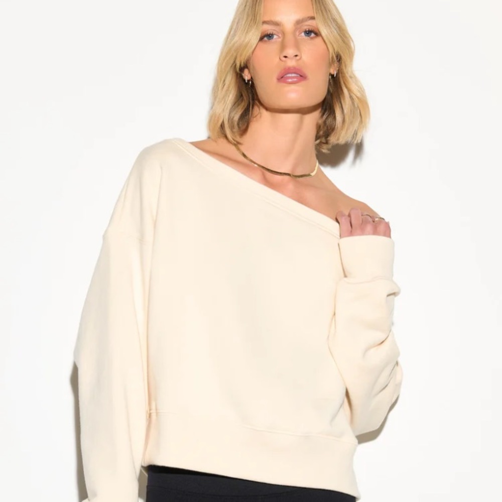 Express Off the Shoulder Dolman Wool Blend Cream Women's Sweater